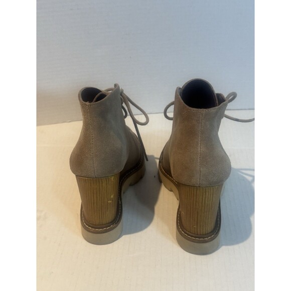 BCBG Taupe/Khaki Suede Lace-Up Wedge Ankle Booties Shoes Women's Size 6/6.5 - Picture 4 of 7